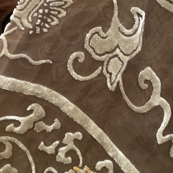 Hale Bob hunter green v neck top with purple lace detail. Size small. - Picture 6 of 14